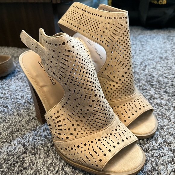 Call It Spring Wedges - Picture 1 of 2